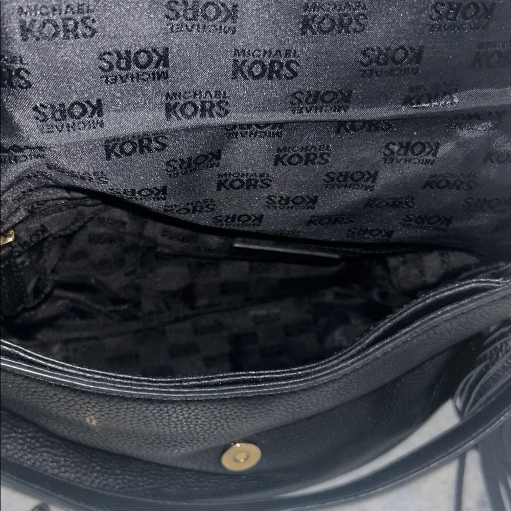 Michael Kors Black Pebbled Leather Crossbody with Gold Hardware - Picture 9 of 16